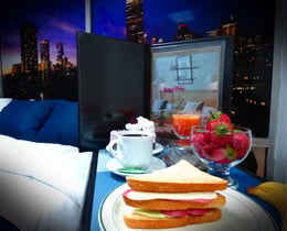 Suite 405
