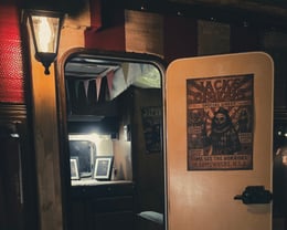 Insomnia Hotel - Jack