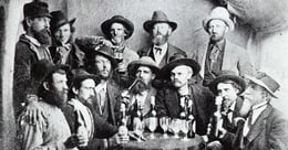 Boos and Brews Pub Crawl [Outdoor]