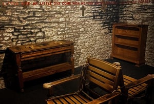 store/s/1f00f756-1a54-4600-a1e5-9b30b1f246d3.jpeg