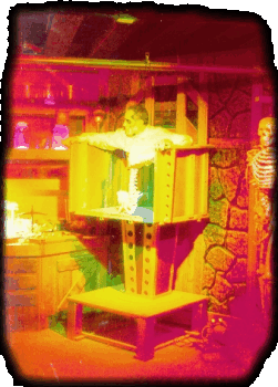 store/s/55ca2530-4f11-400b-9642-110612aa9d65.gif