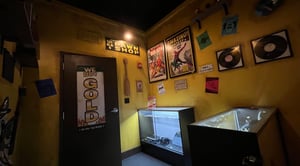 store/s/6beb651f-9724-439d-9c7c-e08c607276f9.jpg