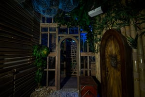 store/s/70f9fee4-10a0-4ea3-8222-6cbdf44be96f.jpg