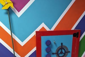 store/s/834c263b-bf2d-4e81-b880-3160053ca069.jpg