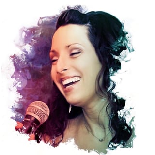 @SingerSamantha