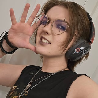@starshoteyes