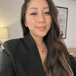 @chloescapades