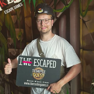 @EscapeWitchers