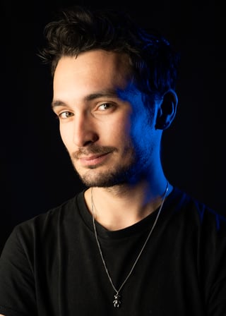 @AdrienTamb