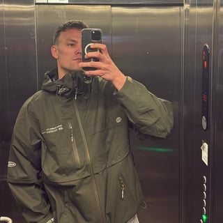 @PH4N70M