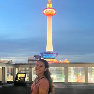 @Sophia26