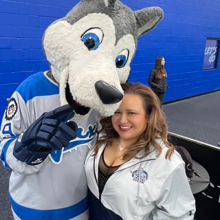 @hooliganshockeyclub
