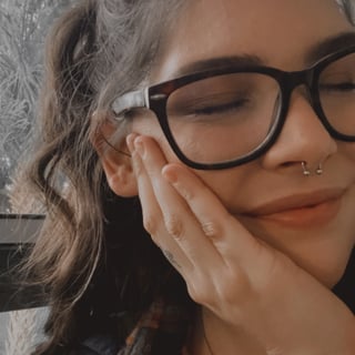 @ghostiebloom