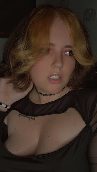 @HexBex7