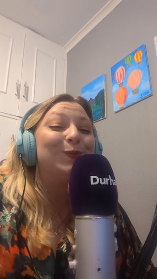 @HelenaEscapeingThings