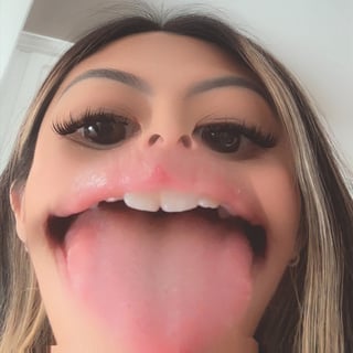 @jenndoee