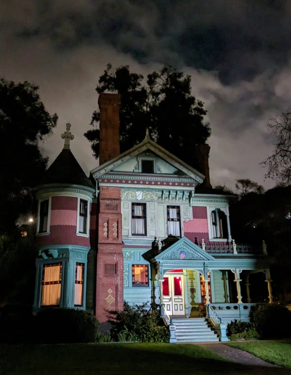 Bo-oze, Bites and Frights
