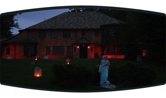 Demon House - Christmas Haunt