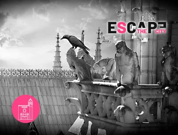 Libera A Las Estatuas [Free The Statues] [Outdoor]