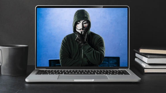 Trama "El Hacker" ["The Hacker" Plot]
