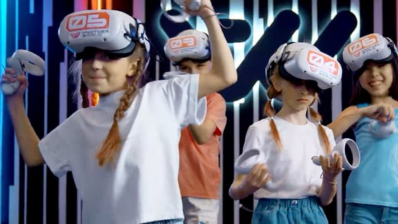 Ghost Tower: Fun VR Activities & Cooking Challenge [VR]