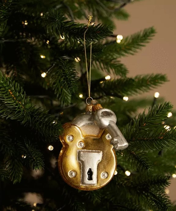 Saving Christmas