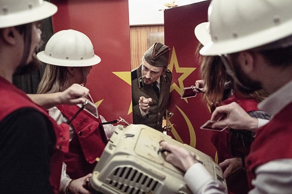 Downfall – Spy Mission Escape Room