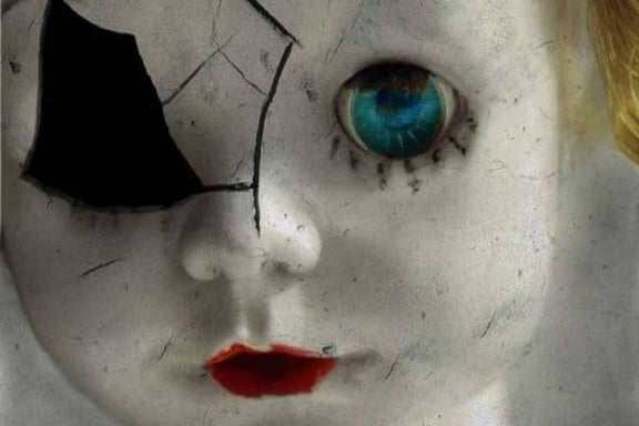 Scarlett's Room - Chapter Two
