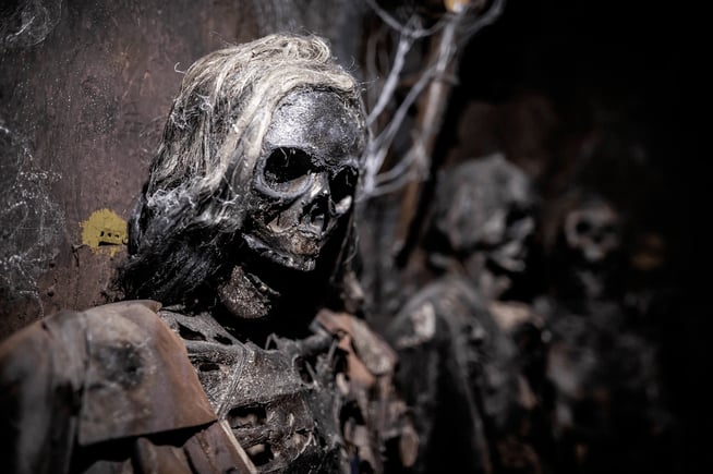 La Crypte [The Crypt]