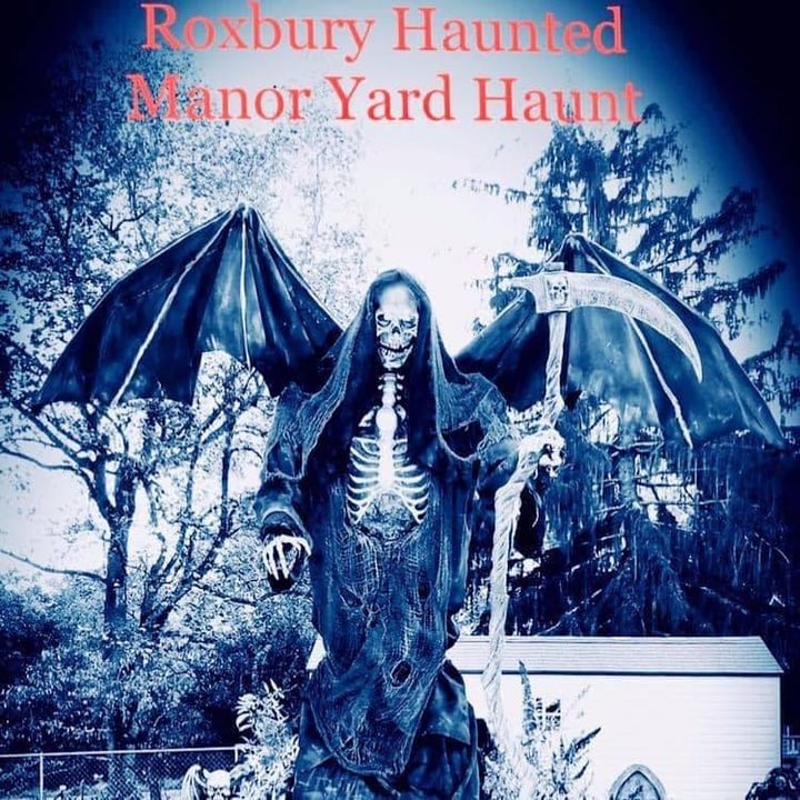 Main image for Roxbury Haunted Manor yard haunt