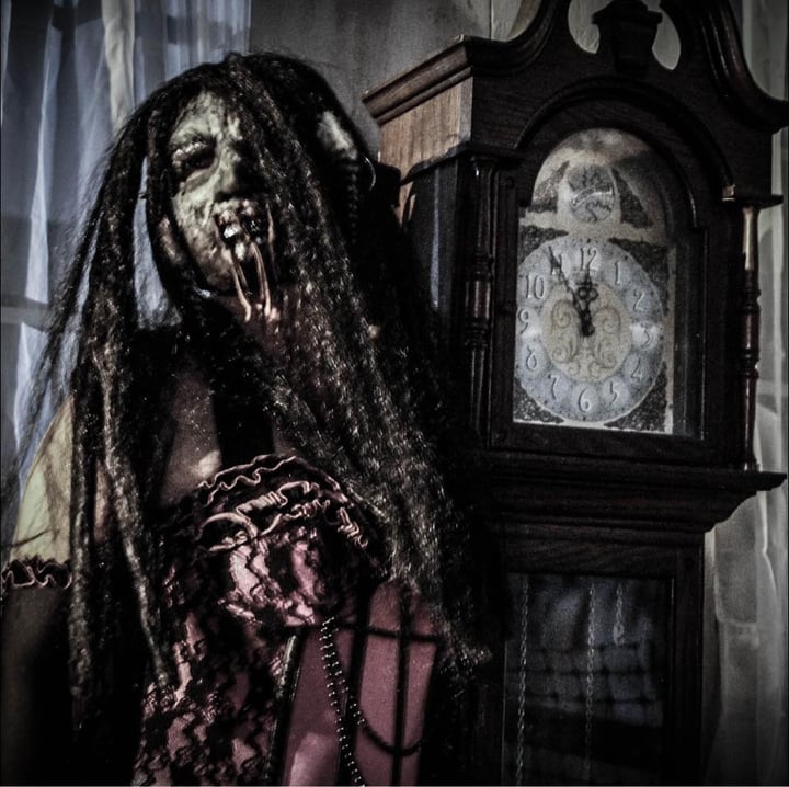 Main image for Decomposed Haunted House