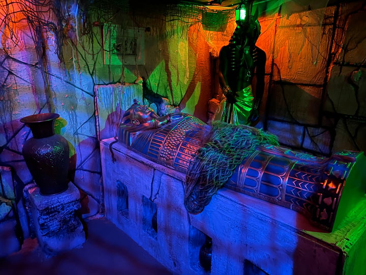 Main image for Lake Hickory Haunts