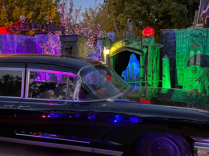 Main image for Steve's Haunted Yard