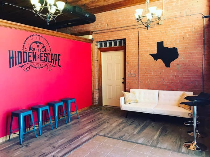 Main image for The Hidden Escape
