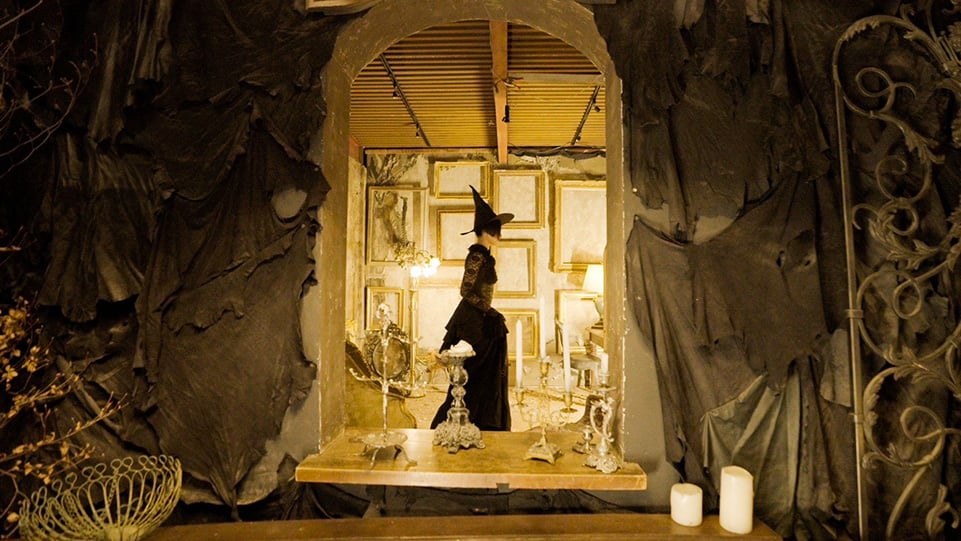 Escape from The Witch's House in the Woods