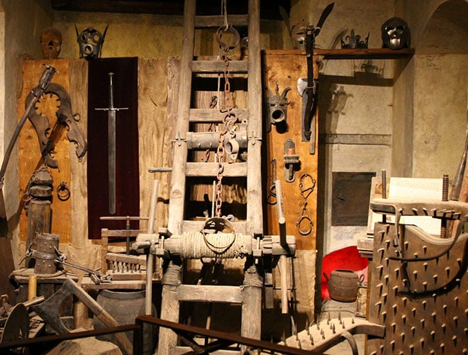 La Sala Delle Torture [The Torture Room]