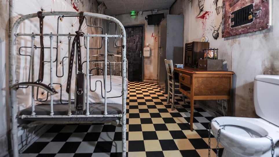 Asylum 1920