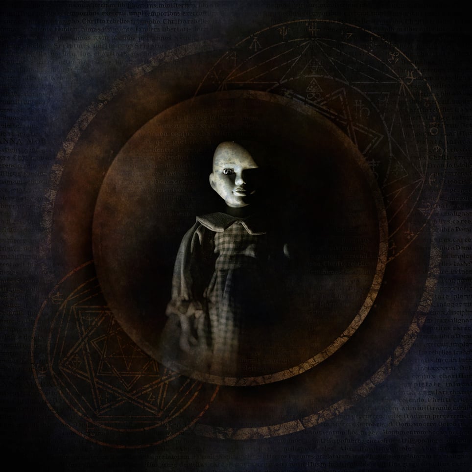 La Clinica delle Bambole [The Doll Clinic]
