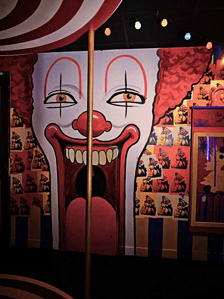 237: La Chambre Du Clown