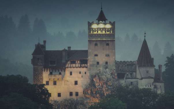 Dracula: L’éveil Du Vampire