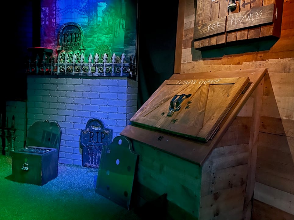 Spoopy's Ghoulish Graveyard Gameshow