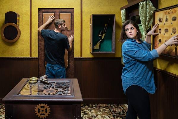 Steampunk Train - Pop-up Game!