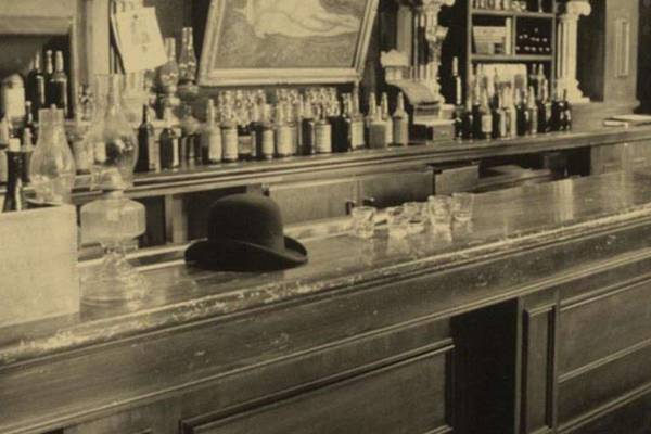 Saloon