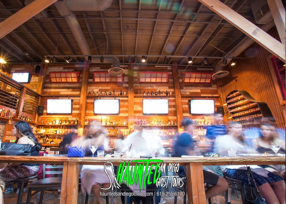 Ghosts & Goblets: A Haunted Bar Tour