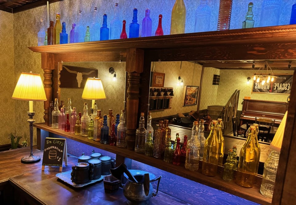 Snakebite Saloon [prev. Sundown Saloon]