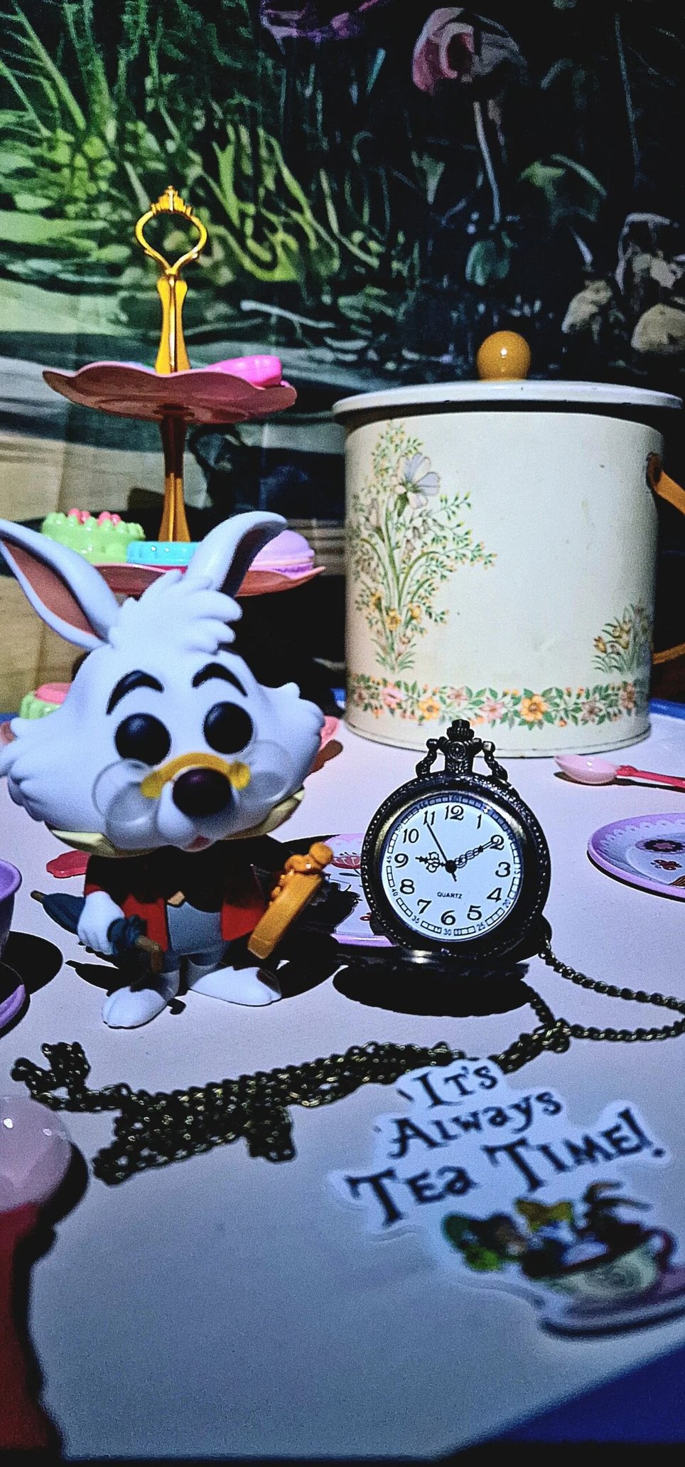 White Rabbit - Chaos in Wonderland