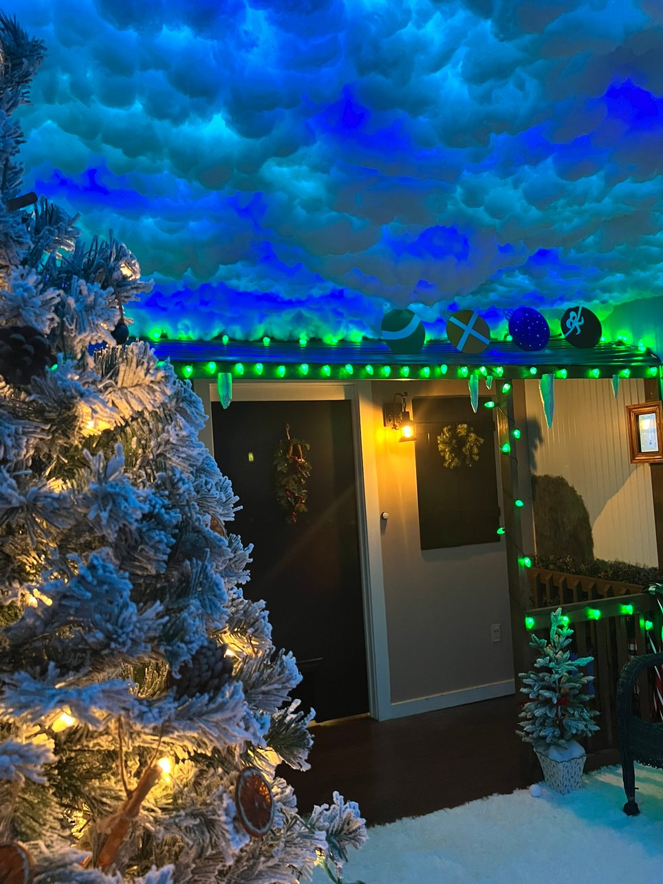 Finding Frosty: A Happy, Jolly Christmas Caper