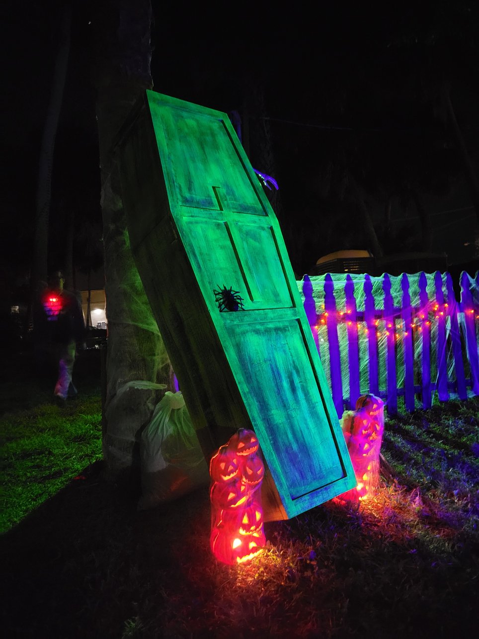 Foggy Bluff: Dead & Breakfast Haunt
