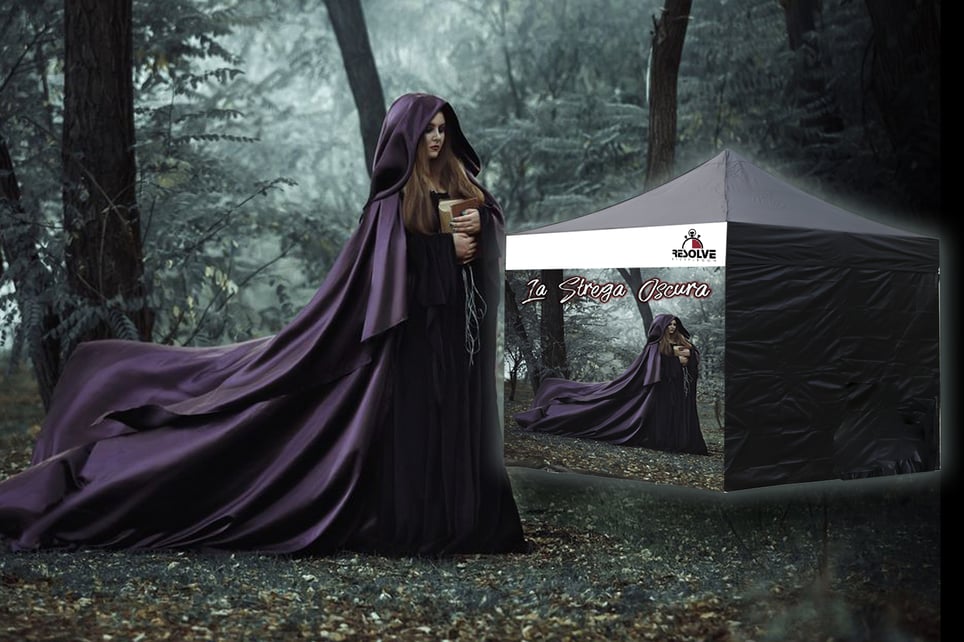 La Strega Oscura [The Dark Witch]