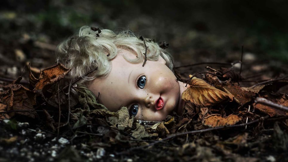 Lilith, La Bambina Delle Bambole [Lilith, The Doll Girl]